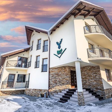 Emerald Residence Rîşnov Exteriör bild