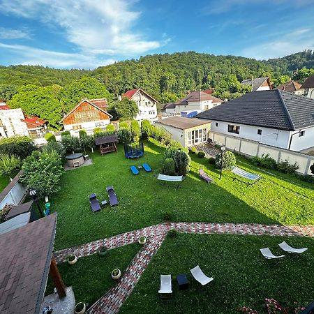 Emerald Residence Rîşnov Exteriör bild