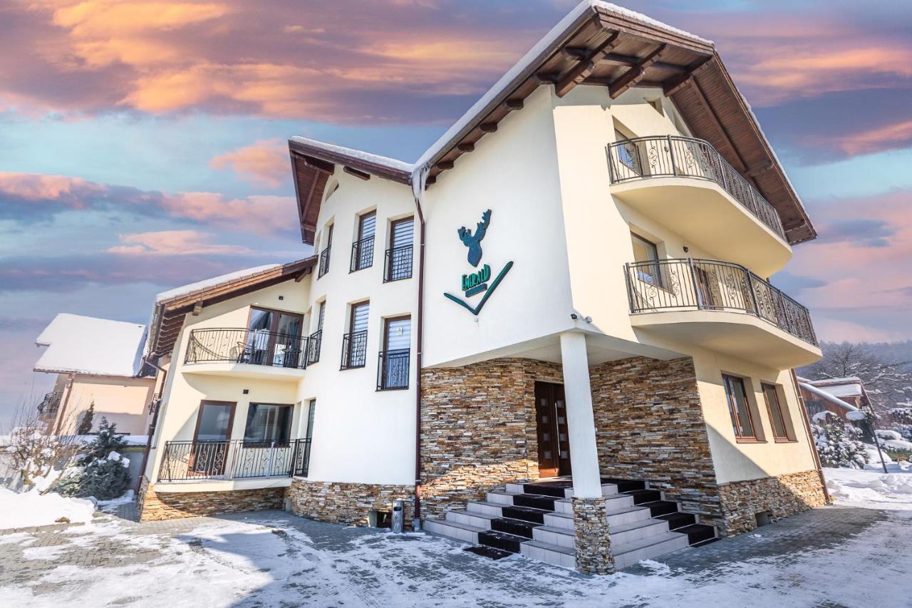 Emerald Residence Rîşnov Exteriör bild